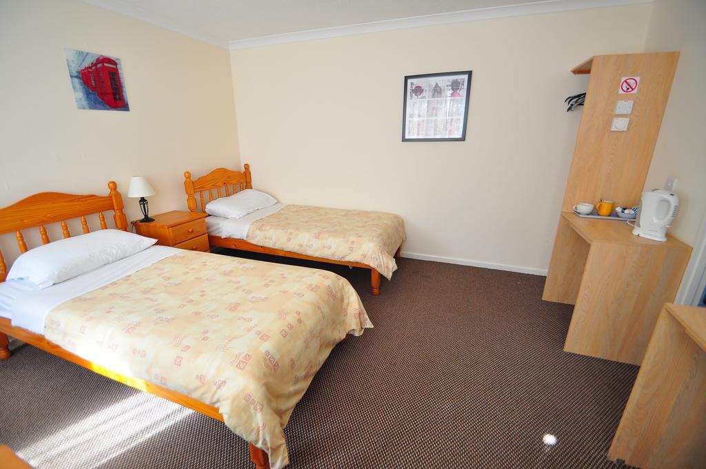 Warrens Village And Self Catering Motel 2*