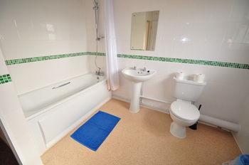 Motel Warrens Village And Self Catering