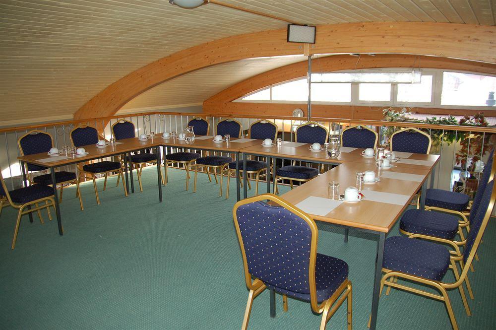 Warrens Village And Self Catering Motel 2*