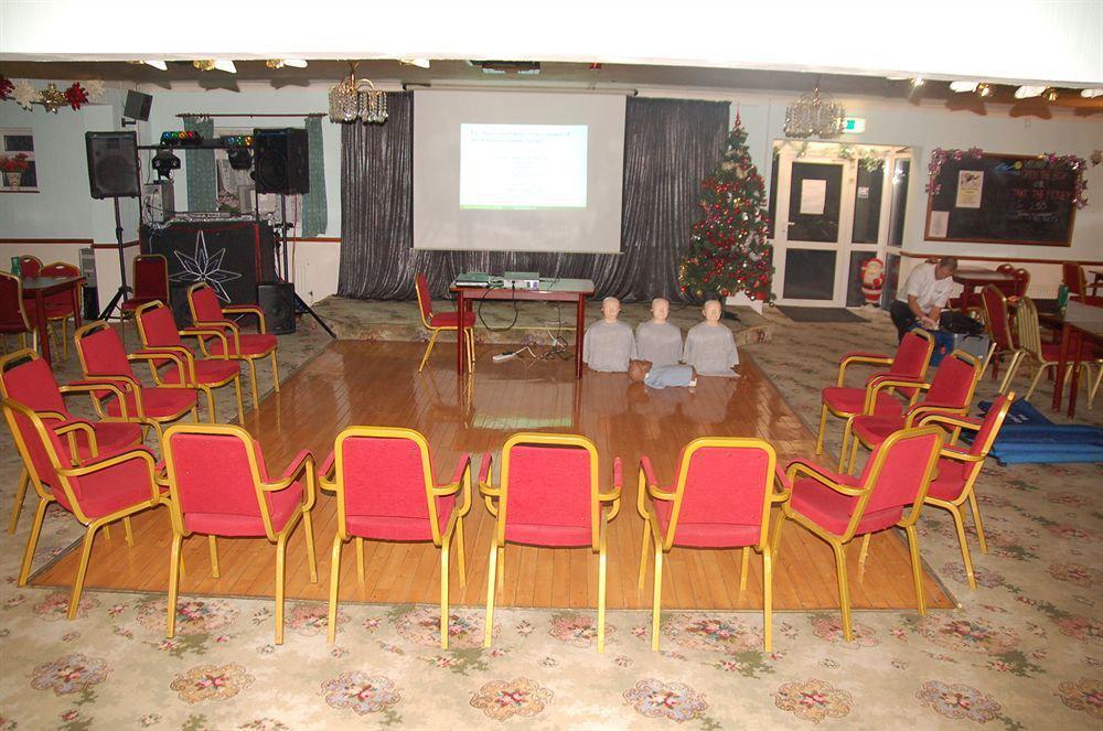 Warrens Village And Self Catering 2*