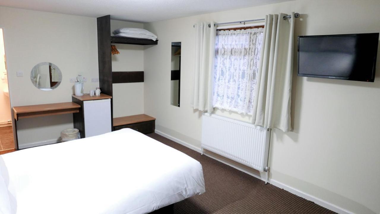 Warrens Village And Self Catering 2*